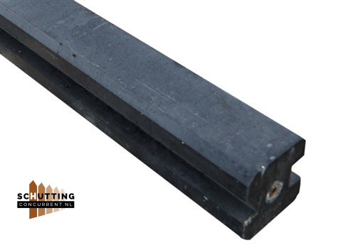 betonschutting-tussenpaal-met-schroefbus-antraciet